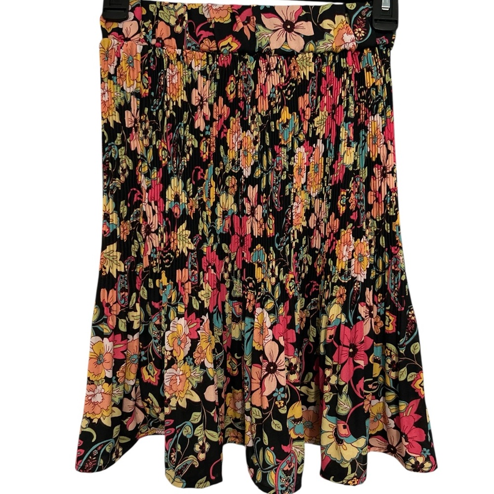Status by Chenault Floral Pleated Skirt - Multicolor Size XS - Picture 2 of 2